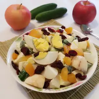 Apple cucumber egg salad