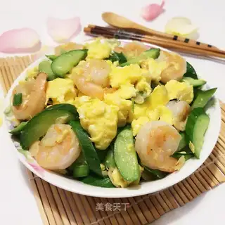 Shrimp eggs, cucumber