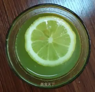 Apple beaded lemonade