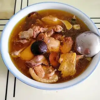 Old chicken soup for mushrooms