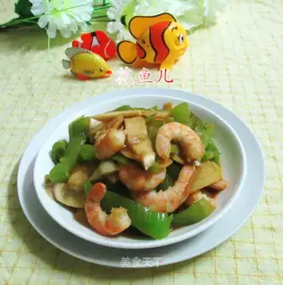Shrimp pepper is fried