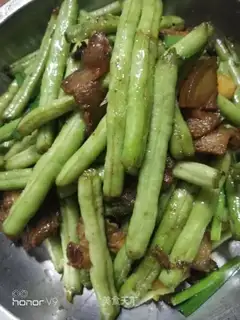 ♪ Five flowers and fried beans ♪