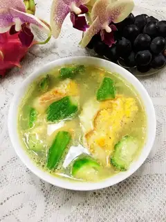 Egg melon soup