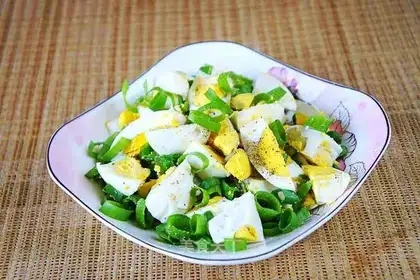 Onion and eggs
