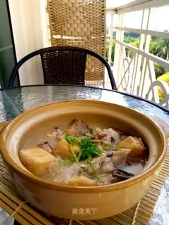 Fish head soup