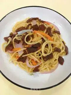 Black pepper beef pasta