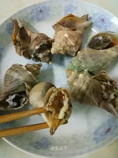 White burning conch