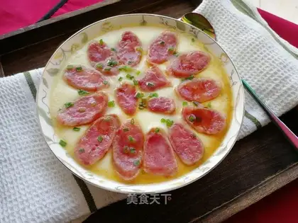 Weenie steamed eggs