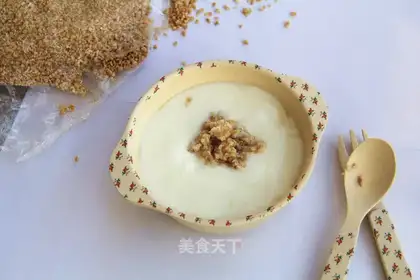 Homemade yogurt gin