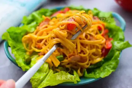 Bacon noodles
