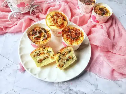 Seaweed pine cupcakes