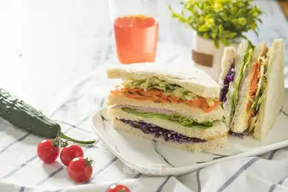 All wheat and vegetables sandwich