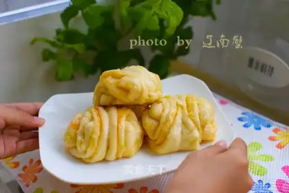 Precious onion rolls