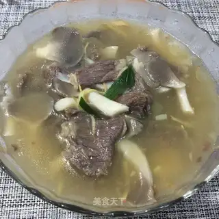 Beef mushroom soup