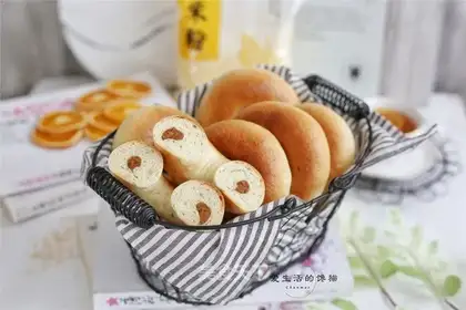 Corn onion pine nuts