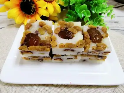 SWEET Q-BALL RICE CAKE