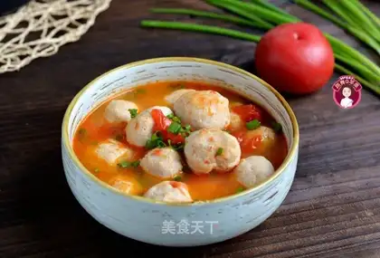 Tomato fishball soup