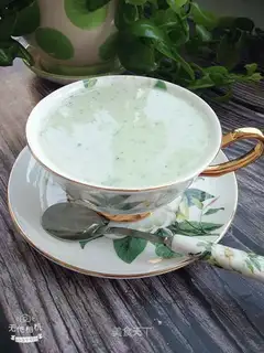 A cucumber banana shake