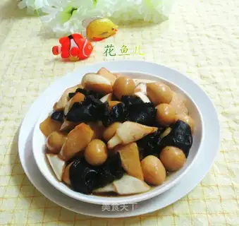 Black-mucked quail egg burns white