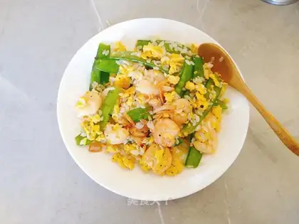 Shrimp fried taro rice
