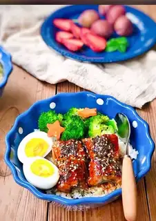 Eels on rice