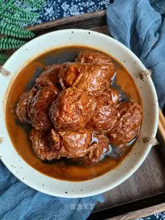 Noodles and meat