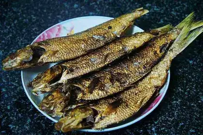 Fried seafish