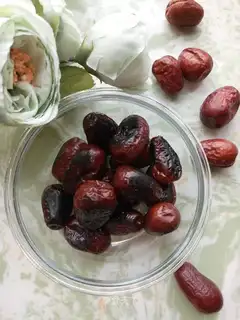 Red dates