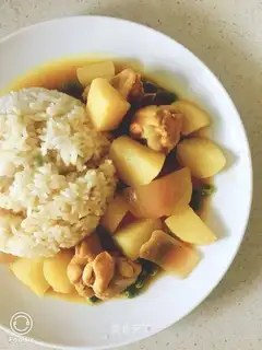 Curry potatoes and rice