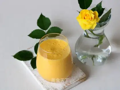 Milk mango juice
