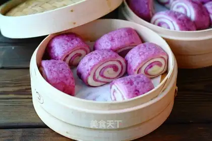 Potato-coloured buns