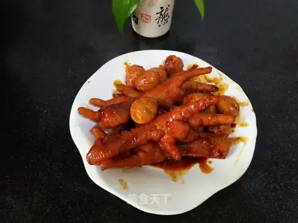Chicken claws and eggs