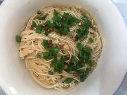 Onion noodles