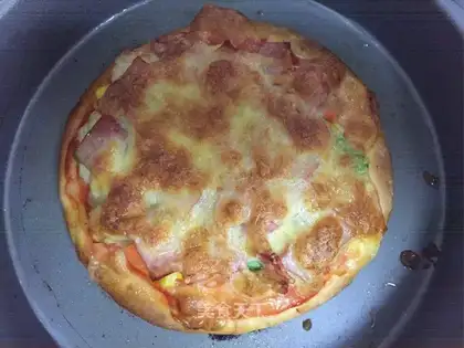 Simple little pizza