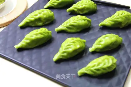 Emerald willow dumplings