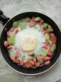 cucumber ham and sausage fried eggs