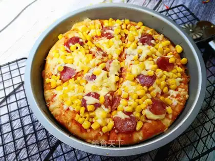 Weenie corn pizza