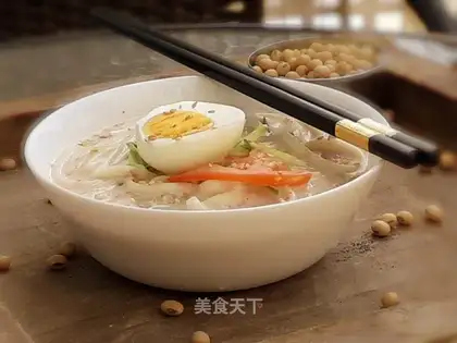 Korean beans pasta