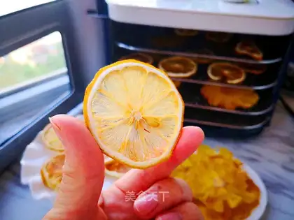 Lemon chips