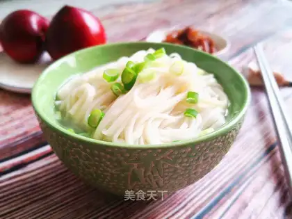 Fresh noodles