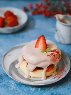Strawberry Cheese Schiffle