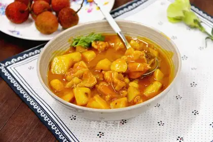 Curry chicken