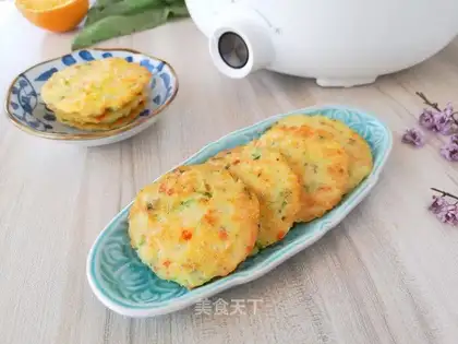 A cod cake when it's fried