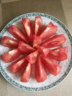 Sugar and tomato