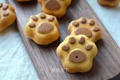 Cat's claw cake