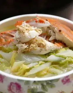 Three-eyed crab cabbage soup