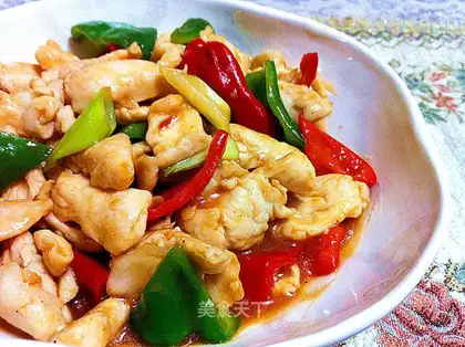 Chicken slices with tomato