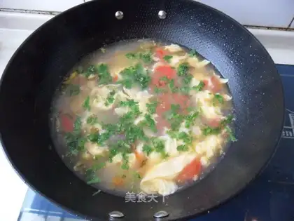 Tomato and egg soup