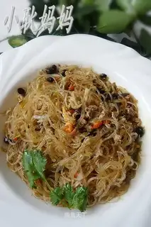 Roasted vermicelli with crab meat and black bean