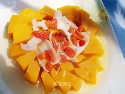 Steamed pumpkin with wolfberry